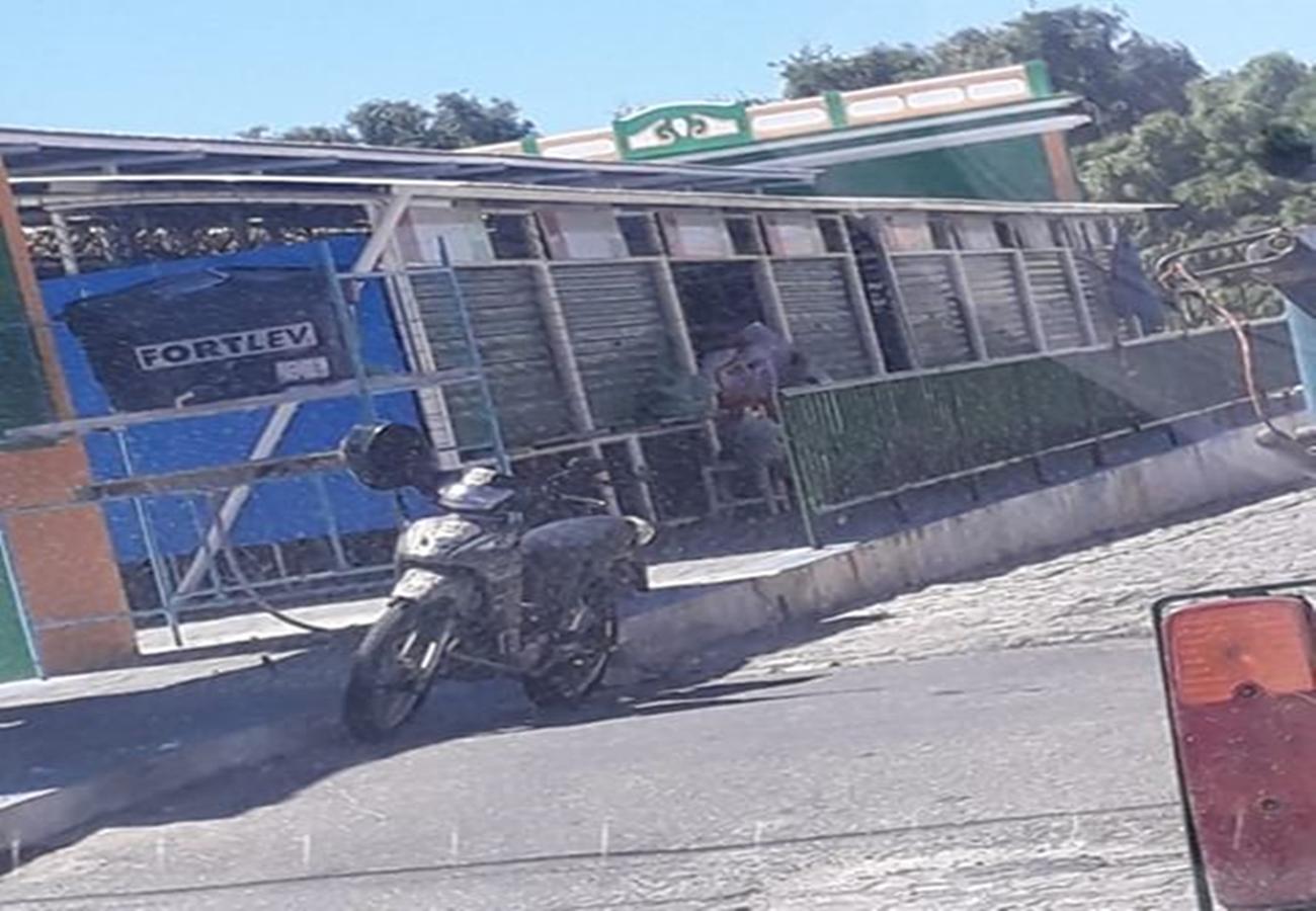 Feirantes descumprem medidas de contenção em Apodi