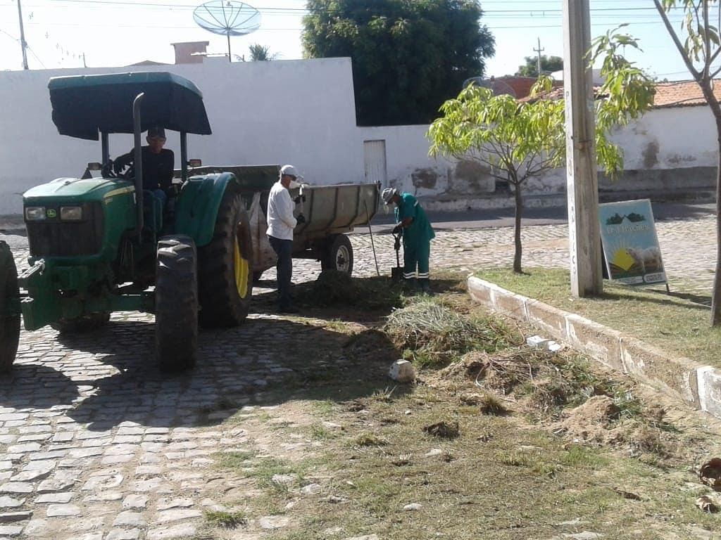 Coleta de lixo e limpeza em geral da cidade é realizada nesta Sexta(09) em Apodi