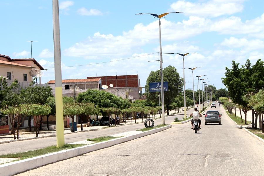 Comércios da cidade de Felipe Guerra estão sendo cadastrados pela equipe do SIN CARD e FGD