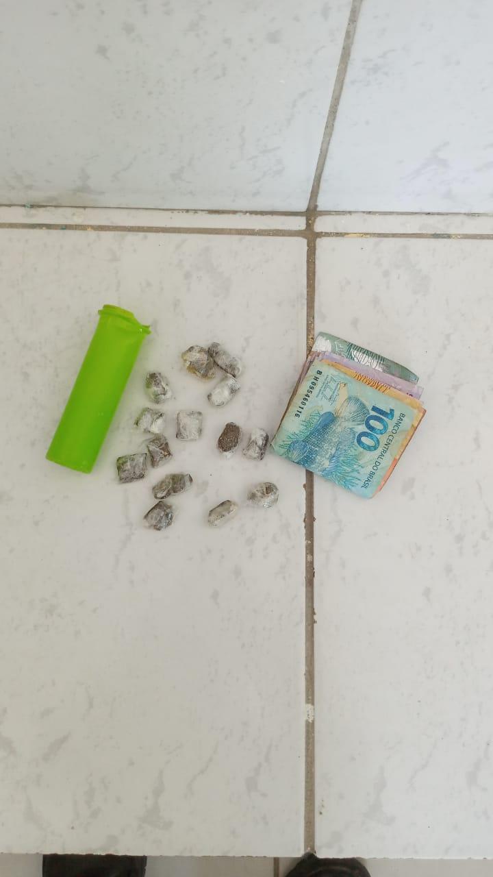 Polícia Militar de Apodi prende em flagrante jovem traficante nesta Quarta-feira(07) na cidade