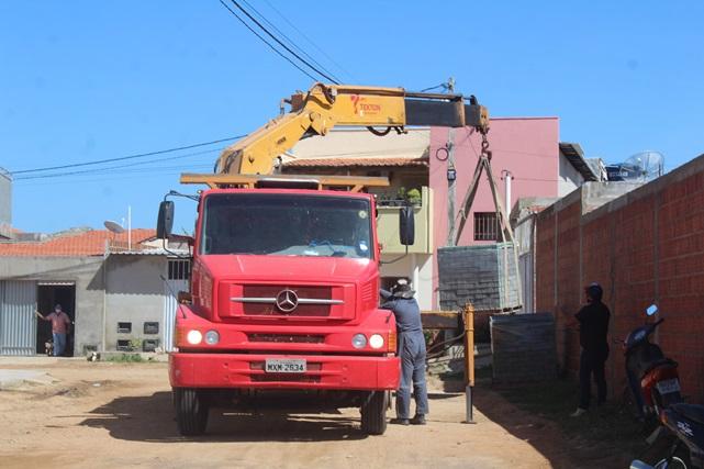 Secretário de Infraestrutura de Caraúbas visita obras em andamento