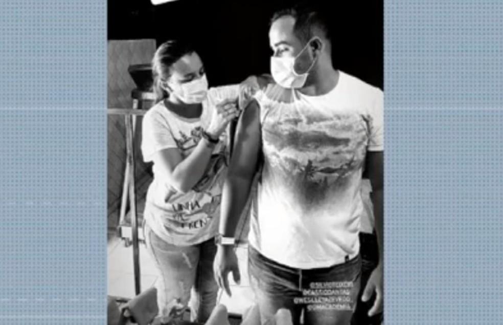 Sem ser de grupo prioritário, filho de vereadora é vacinado contra a Covid-19 no interior do RN