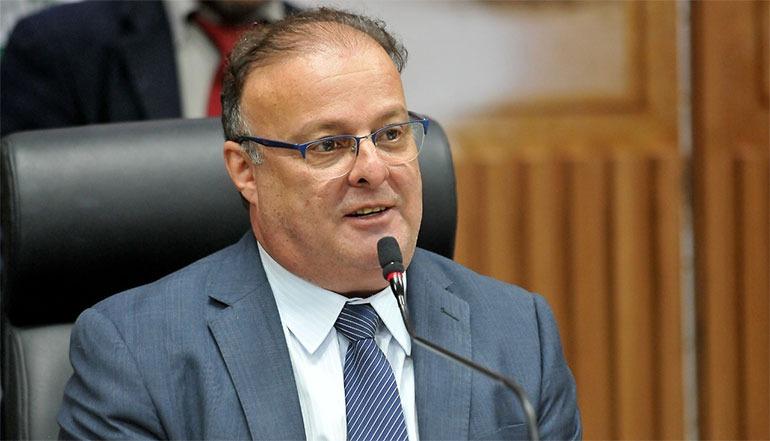 Com 108 votos, Paulinho Freire é eleito presidente da Fecam/RN