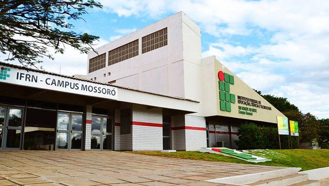 IFRN tem 41 mil alunos e perdeu 30 milhões em custeio