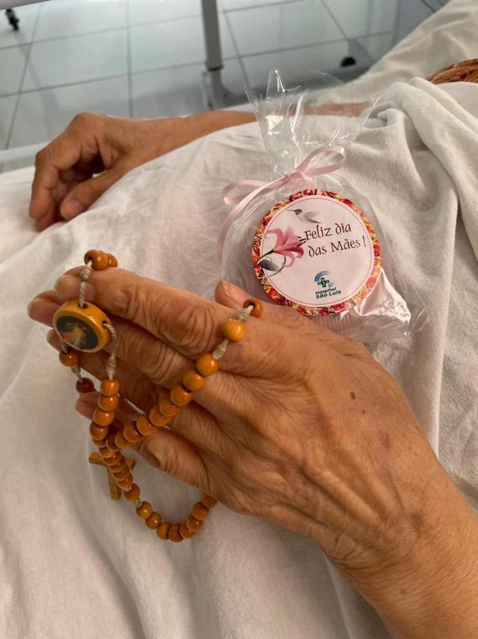 Mães internadas com Covid-19 recebem homenagem dentro de hospital no RN