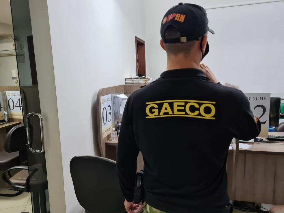 MP denuncia vereador de Parnamirim e ex-secretários municipais no RN por esquema de fura-fila no SUS