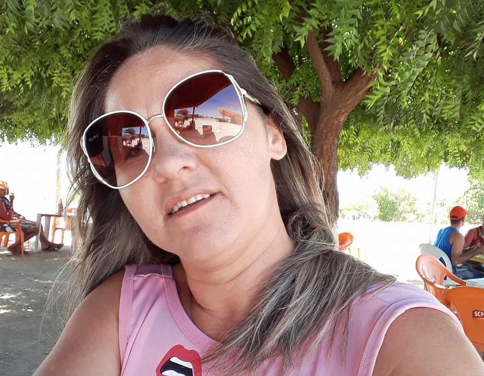Mulher é morta a tiros em salão de beleza no município de Caraúbas, interior do RN