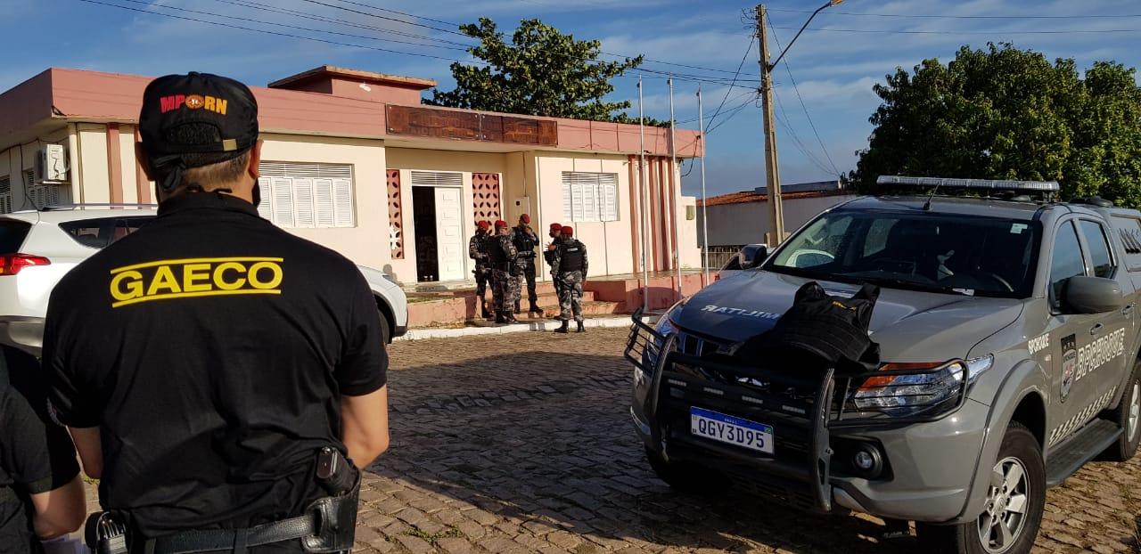 Operação do MPRN apura plano de facção criminosa para matar policiais na região do Seridó Potiguar