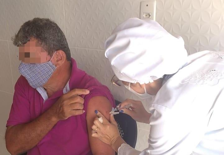 Prefeitura de Apodi concluiu 2ª fase de vacinação contra o coronavírus nos dias 1º e 02 de Maio