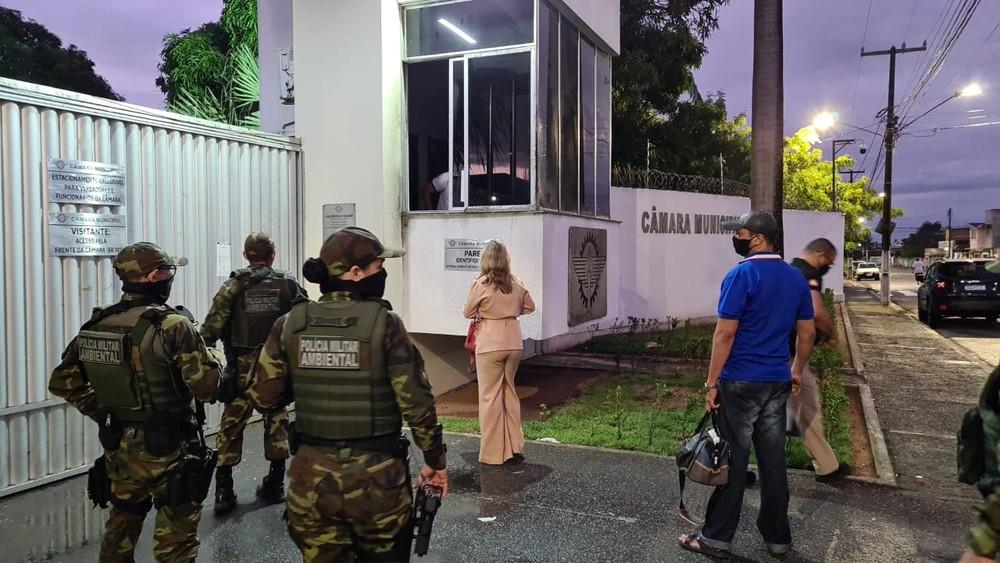 Dois vereadores e ex-parlamentar são presos em Parnamirim por suspeita de crimes eleitorais