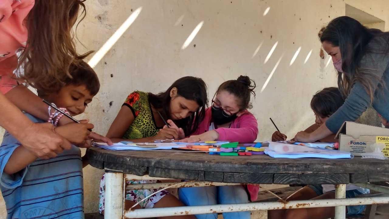 Educadores de Campo Grande desenvolvem projeto para alcançar alunos da zona rural