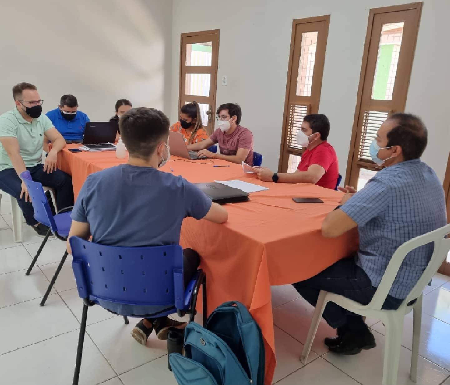 Equipe da prefeitura discute sobre projeto do novo Cemitério Público de Apodi