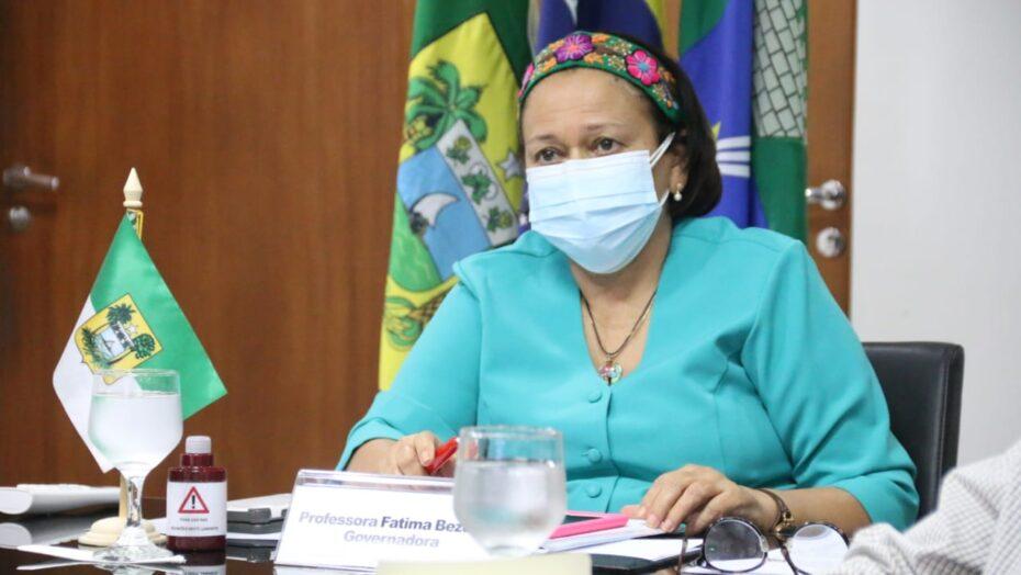 Infecção afasta Fátima do Governo do RN, ela descarta Covid e dispara: “A vacina funciona”