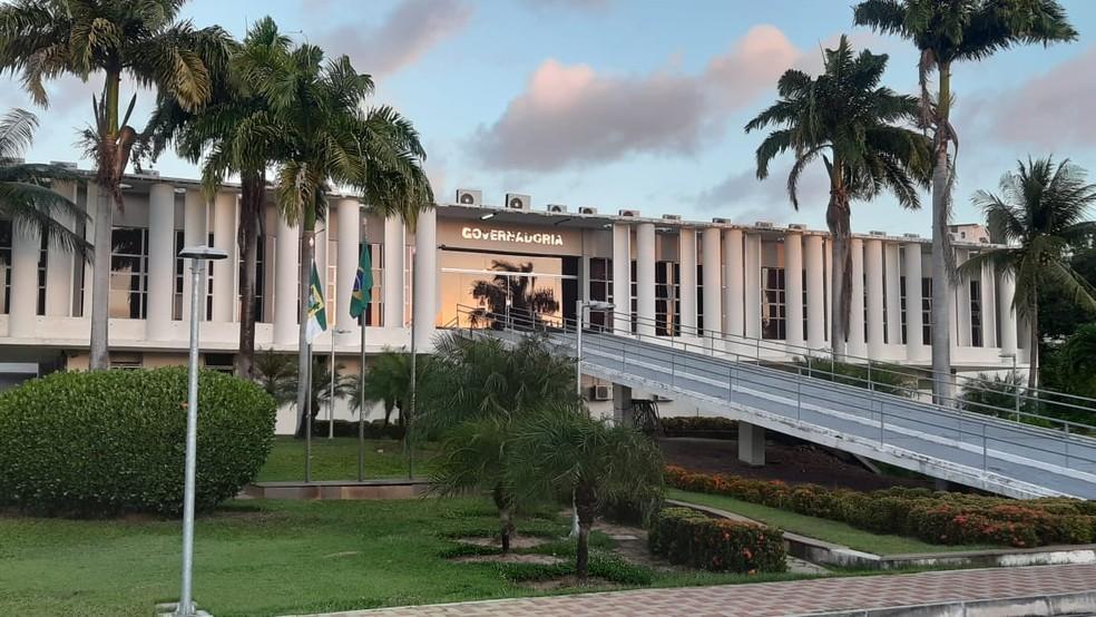 Lei prevê multa para quem divulgar 'fake news' sobre pandemia da Covid no RN