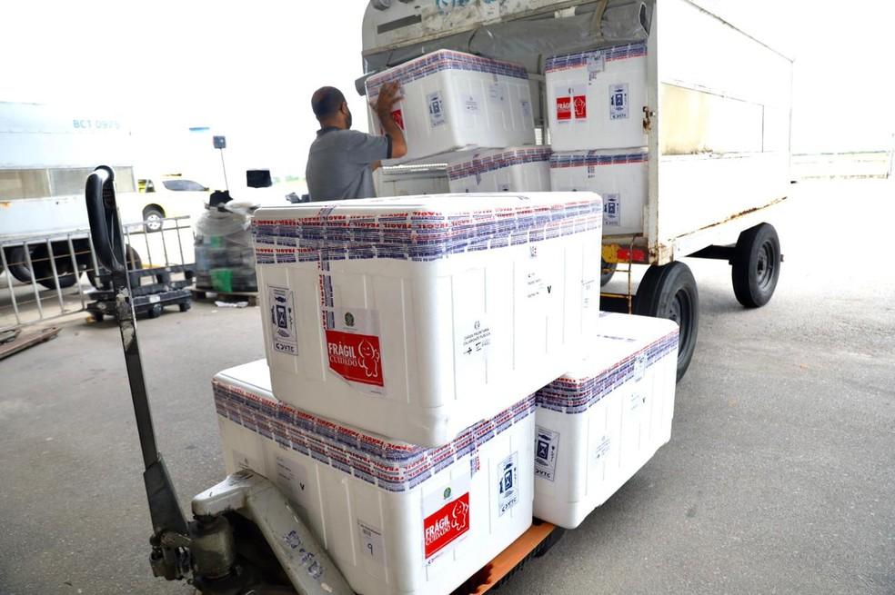 RN recebe 112 mil vacinas da Oxford e Sesap destina lote para aplicação de 2ª dose