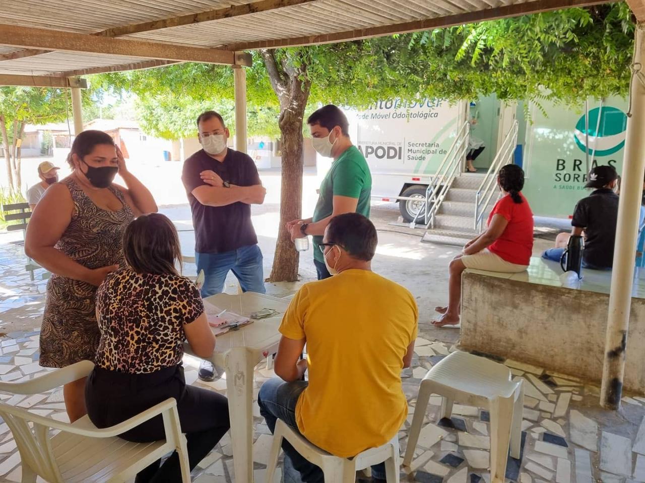 A Prefeitura de Apodi continua mais uma semana de serviços do Odontomóvel no Assentamento São Manoel
