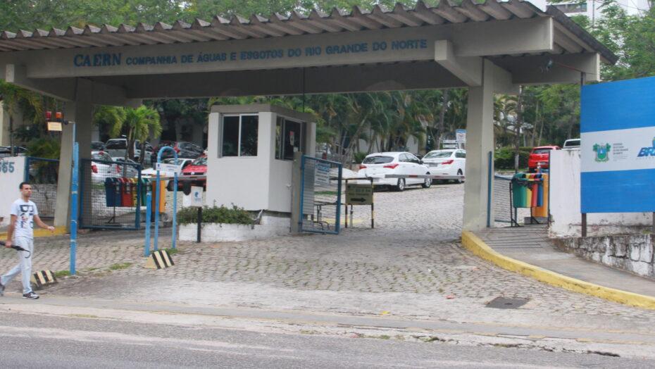 Golpe pelo WhatsApp usa nome do presidente da Caern