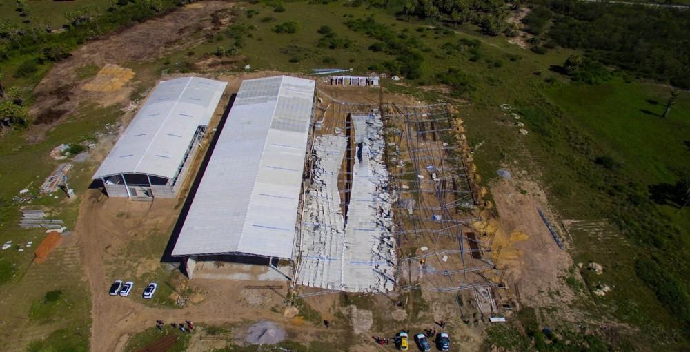 Órgãos fazem perícia e investigam queda de estrutura que deixou vítimas em construção de fábrica na Grande Natal