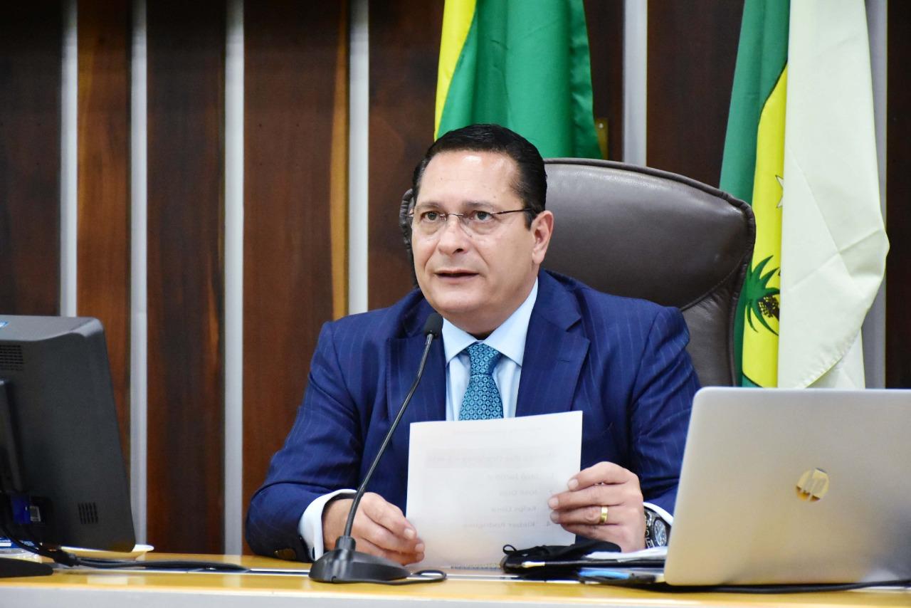 Ezequiel solicita manutenção dos leitos de UTI no Hospital Regional de Apodi