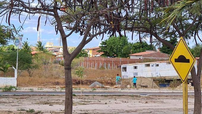 Infraestrutura intensifica combate a invasões e construções irregulares em Mossoró