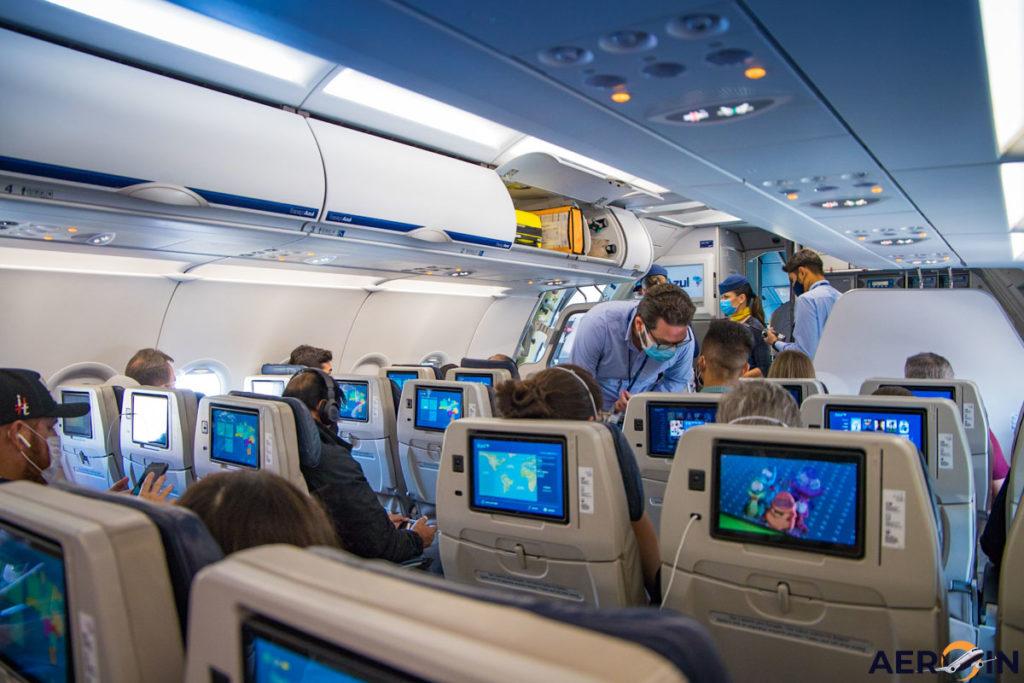 Azul anuncia incrementos de voos com aumento de 58% no número de assentos no RN