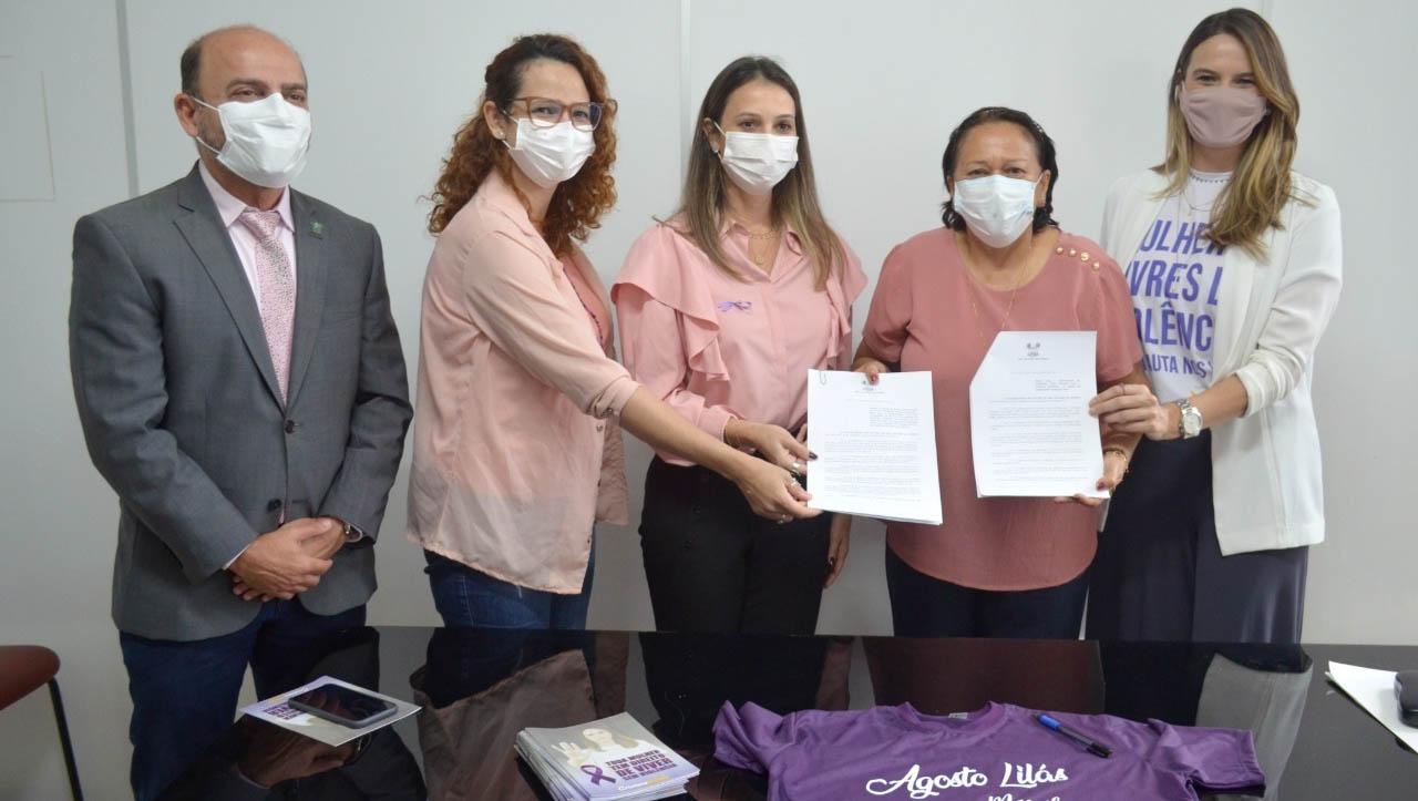 Fátima sanciona leis que visam aumentar o combate à violência contra a mulher no RN