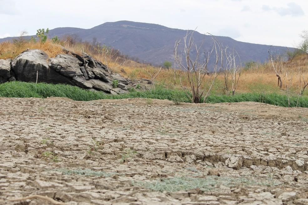 Governo assina ordem de serviço para instalar 635 poços em municípios do RN