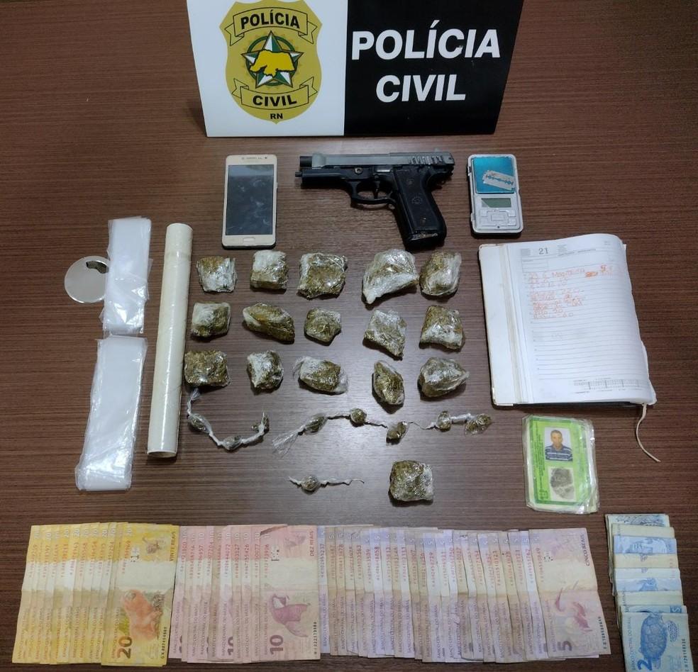 Operação da Polícia Civil fecha três pontos de venda de drogas na Grande Natal