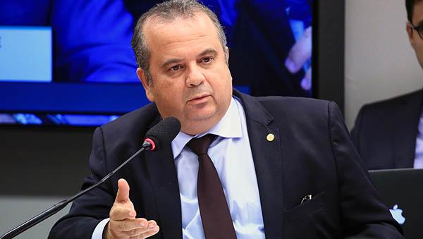 Orçamento secreto banca obra que favorece empreendimento de Rogério Marinho no RN