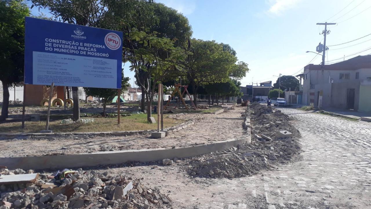Secretário diz que praças dos abolições 3 e 4 devem ser concluídas até o final do ano em Mossoró