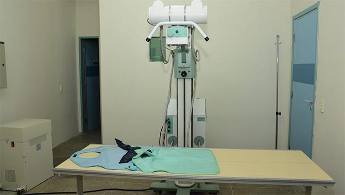 Allyson coloca Raio X para funcionar na UPA do BH em Mossoró