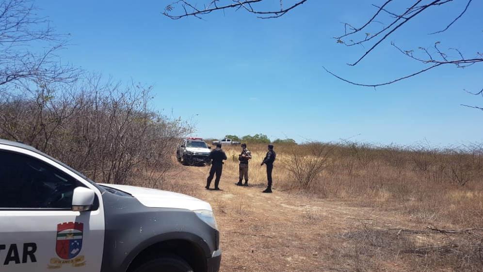 PM encontra corpo em matagal na Estrada da Raiz, em Mossoró