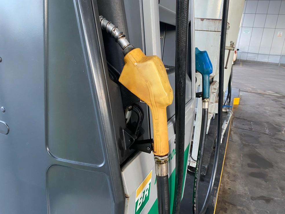 Venda de combustíveis caiu até 25% em um ano no RN, diz Sindipostos