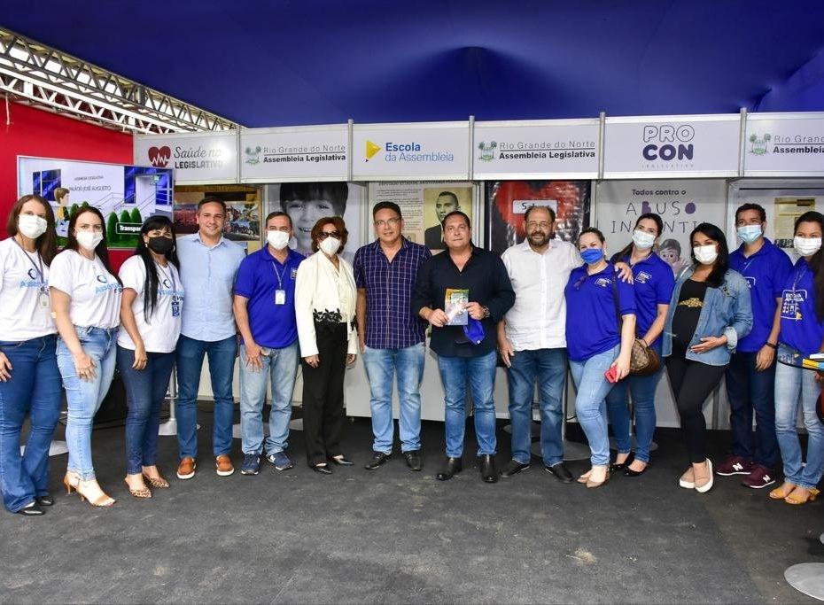 Assembleia Legislativa do RN marca presença na Festa do Boi com ações de saúde e cultura e apoio à agropecuária