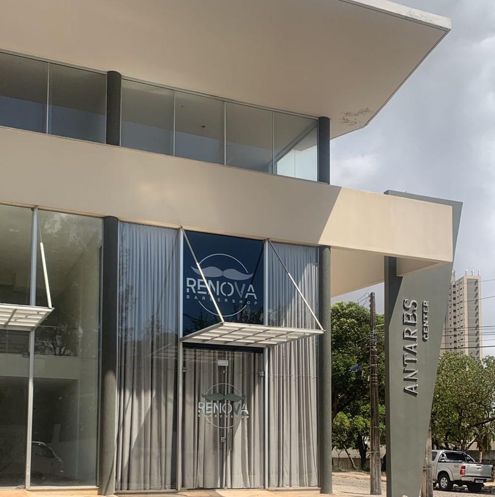 Barbearia é arrombada e tem material de trabalho roubado um dia depois de ser inaugurada em Natal