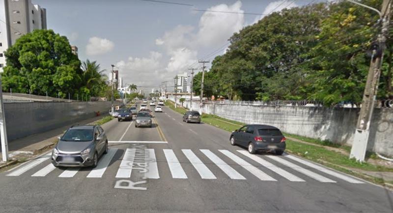 Bope e Rocam isolam área entre avenidas Jaguarari e Nascimento de Castro para averiguar suposta bomba em Natal