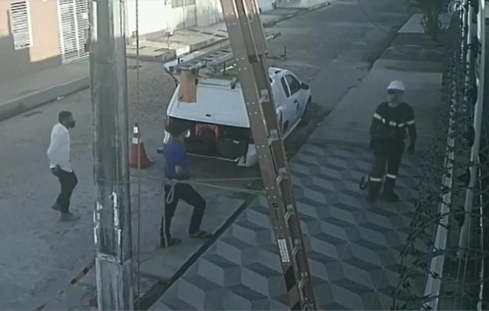 Funcionários da Cosern são assaltados durante o trabalho em Natal