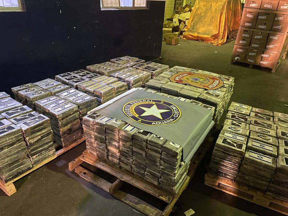 PF e Receita Federal apreendem 1,6 tonelada de cocaína em carga de gengibres no Porto de Natal