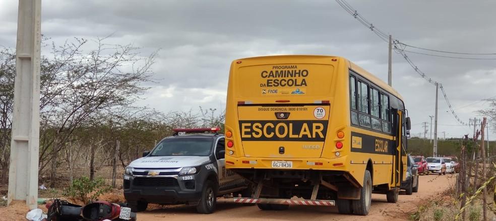 Adolescente de 14 anos que pilotava moto morre após ser atingida por ônibus escolar em Mossoró