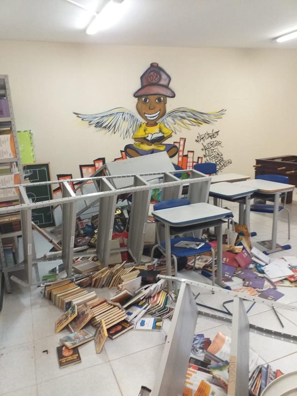 Adolescentes infratores fazem motim em centro socioeducativo na Grande Natal