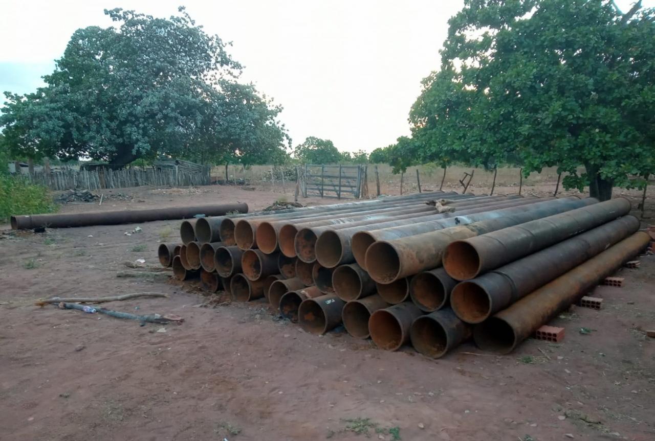 Polícia faz prisões por furto e receptação de tubos de adutora em Pau dos Ferros