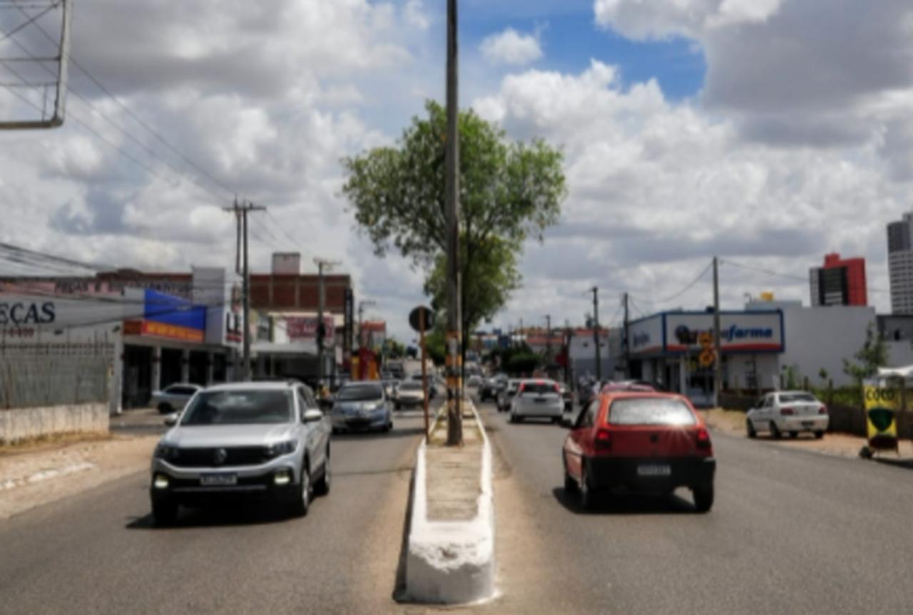 Caern faz intervenção na avenida Presidente Dutra em Mossoró nesta Quinta(06)