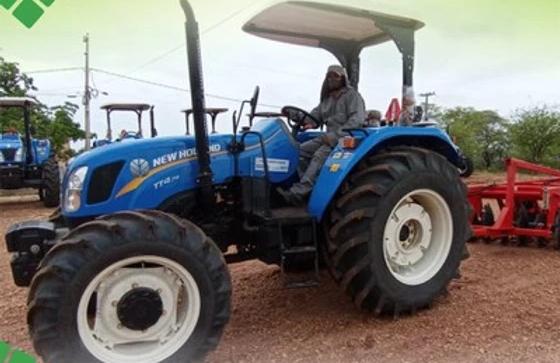 Campus IFRN de Apodi recebe implementos agrícolas para Fazenda Escola