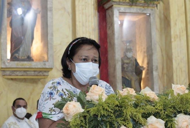 Governadora Fátima pede que famílias vacinem crianças assim que possível