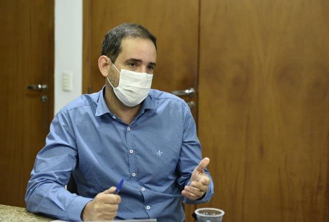 Governo do RN mantém congelamento do ICMS dos combustíveis até fevereiro