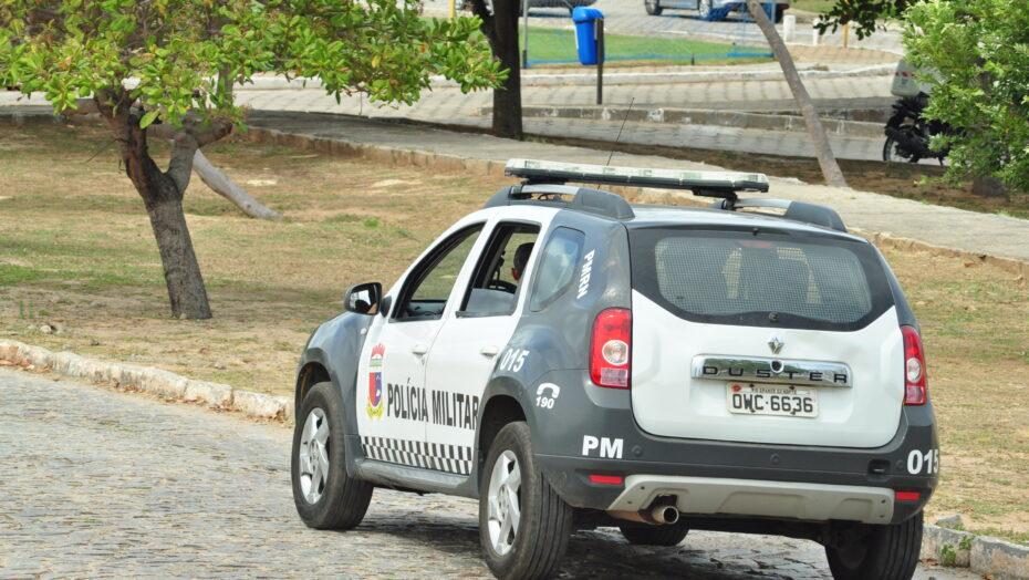 Jovem de 20 anos é morto com 33 perfurações de tiros após ir na UPA com esposa e filho em Mossoró