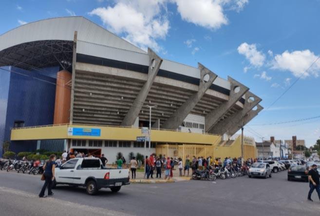 No primeiro dia de testagem, mais de 50% das pessoas deram positivo para Covid-19 em Mossoró