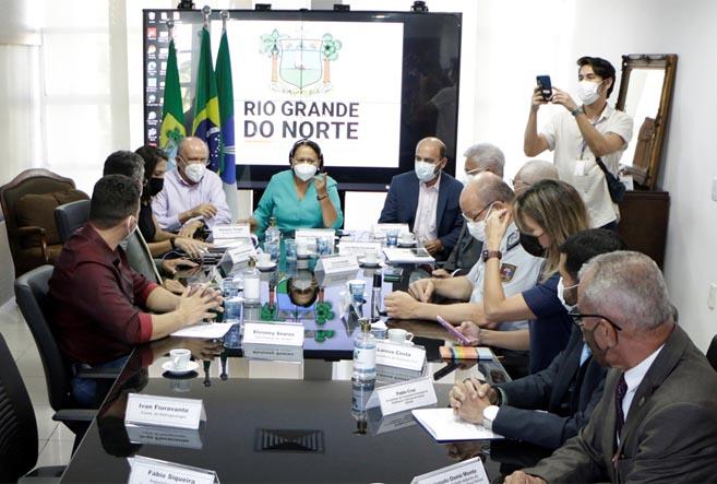 Governo do RN e Prefeitura discutem retomada do saneamento em Janduís