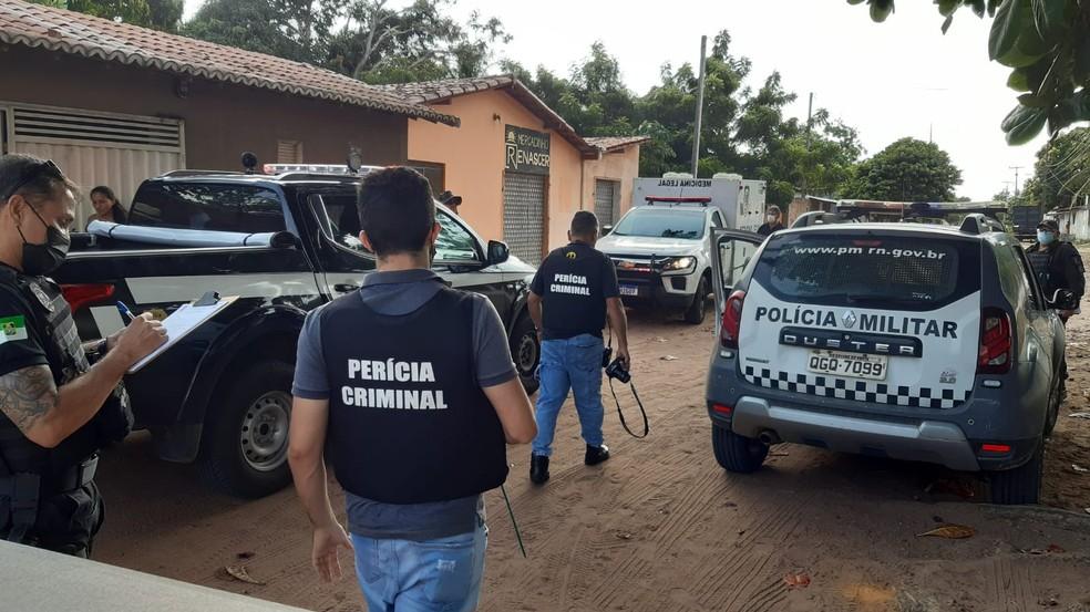 Homem é morto a tiros ao voltar do trabalho para casa na Grande Natal