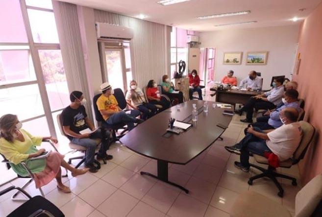 Proposta do governo do RN para o novo piso salarial não agrada professores